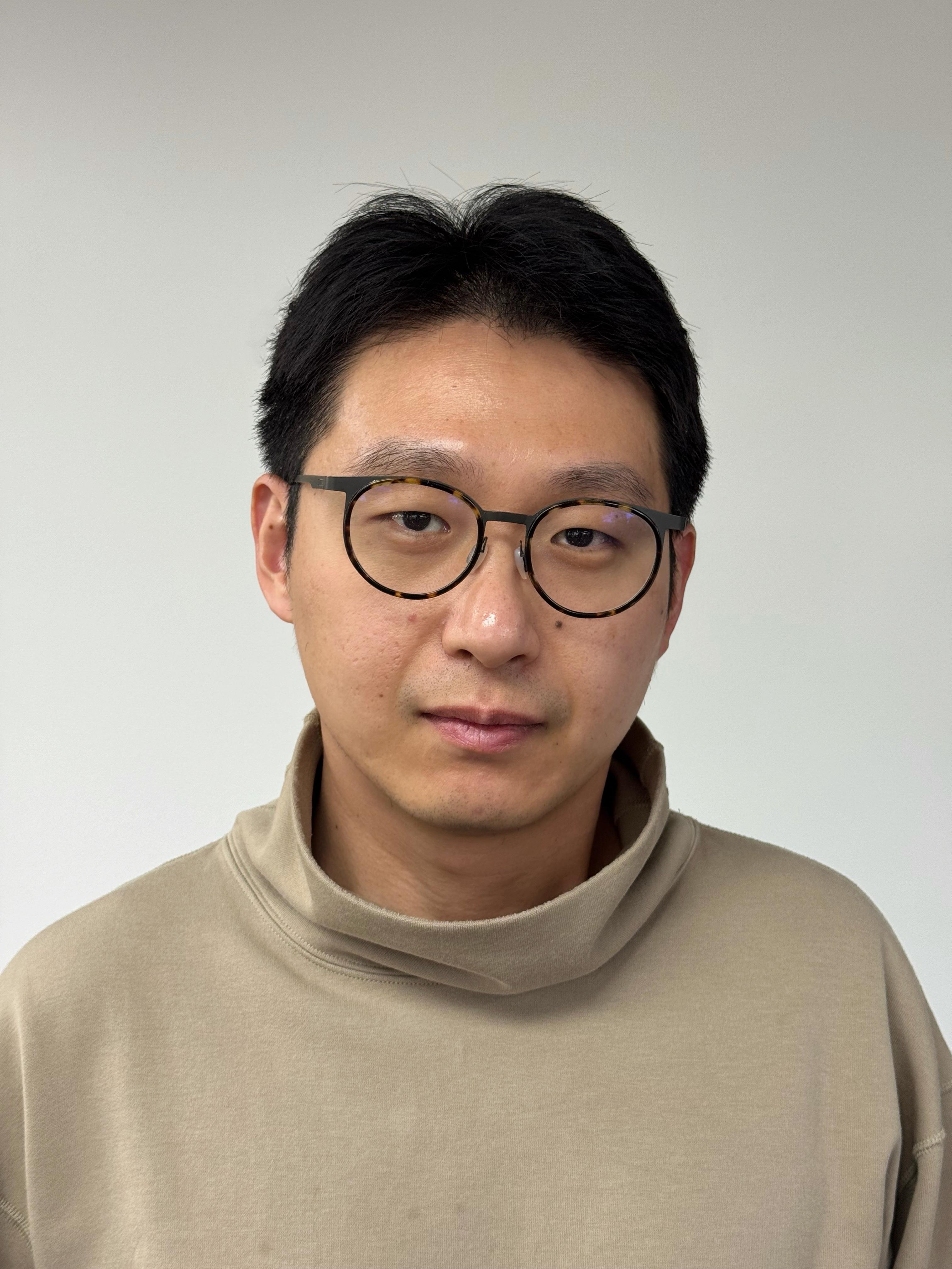 Photo of Yizhi Liu